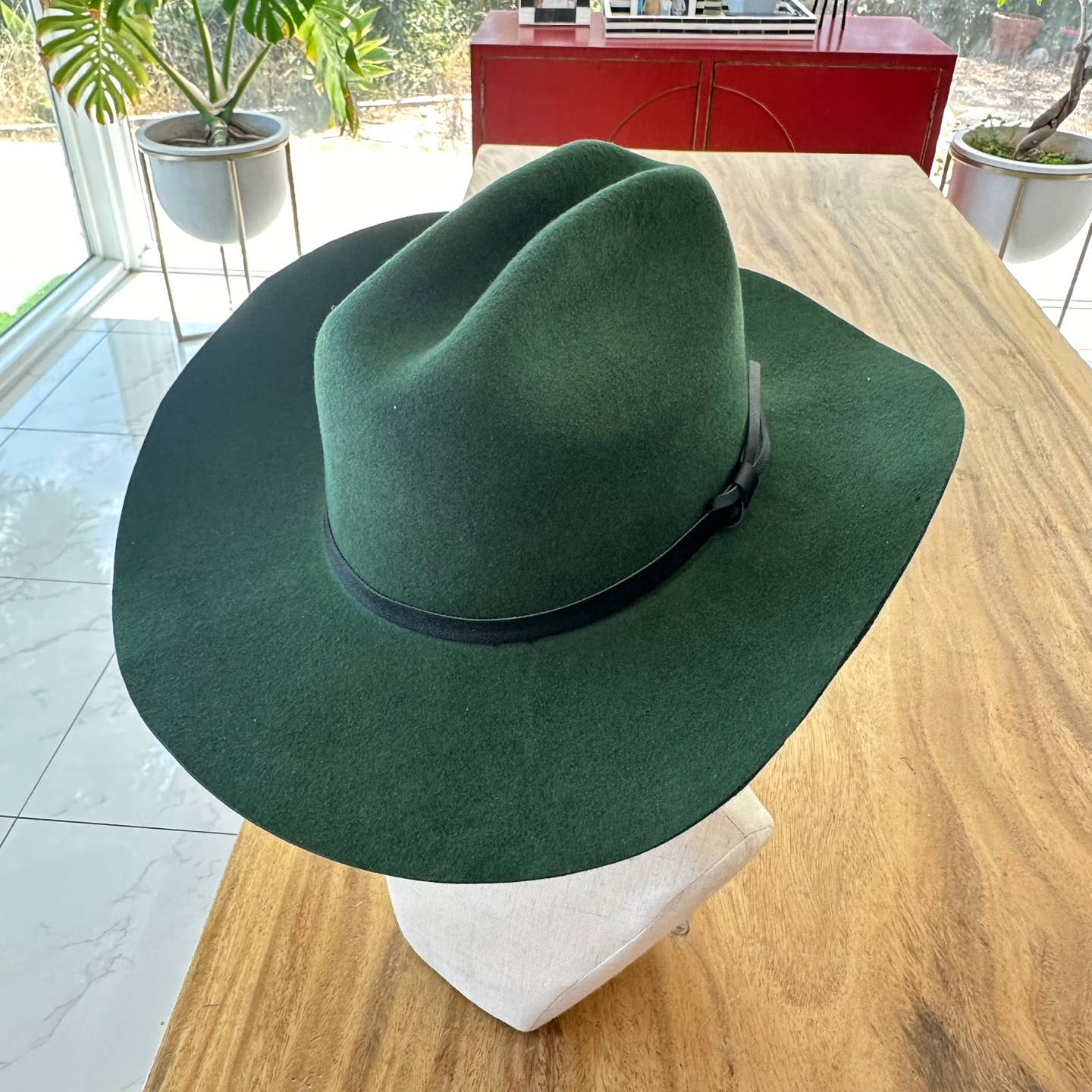 Australian Wool Cattleman Cowboy Hat With Leather Belt