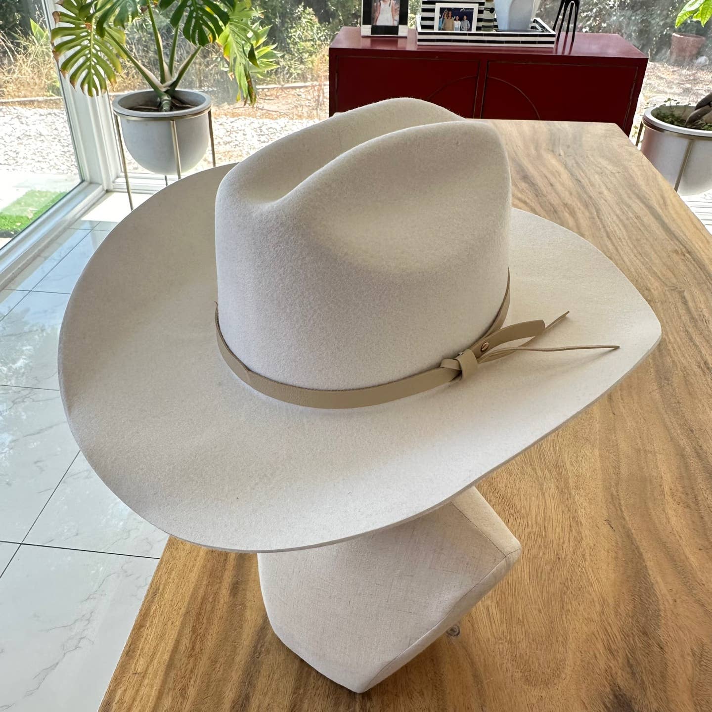 Australian Wool Cattleman Cowboy Hat With Leather Belt