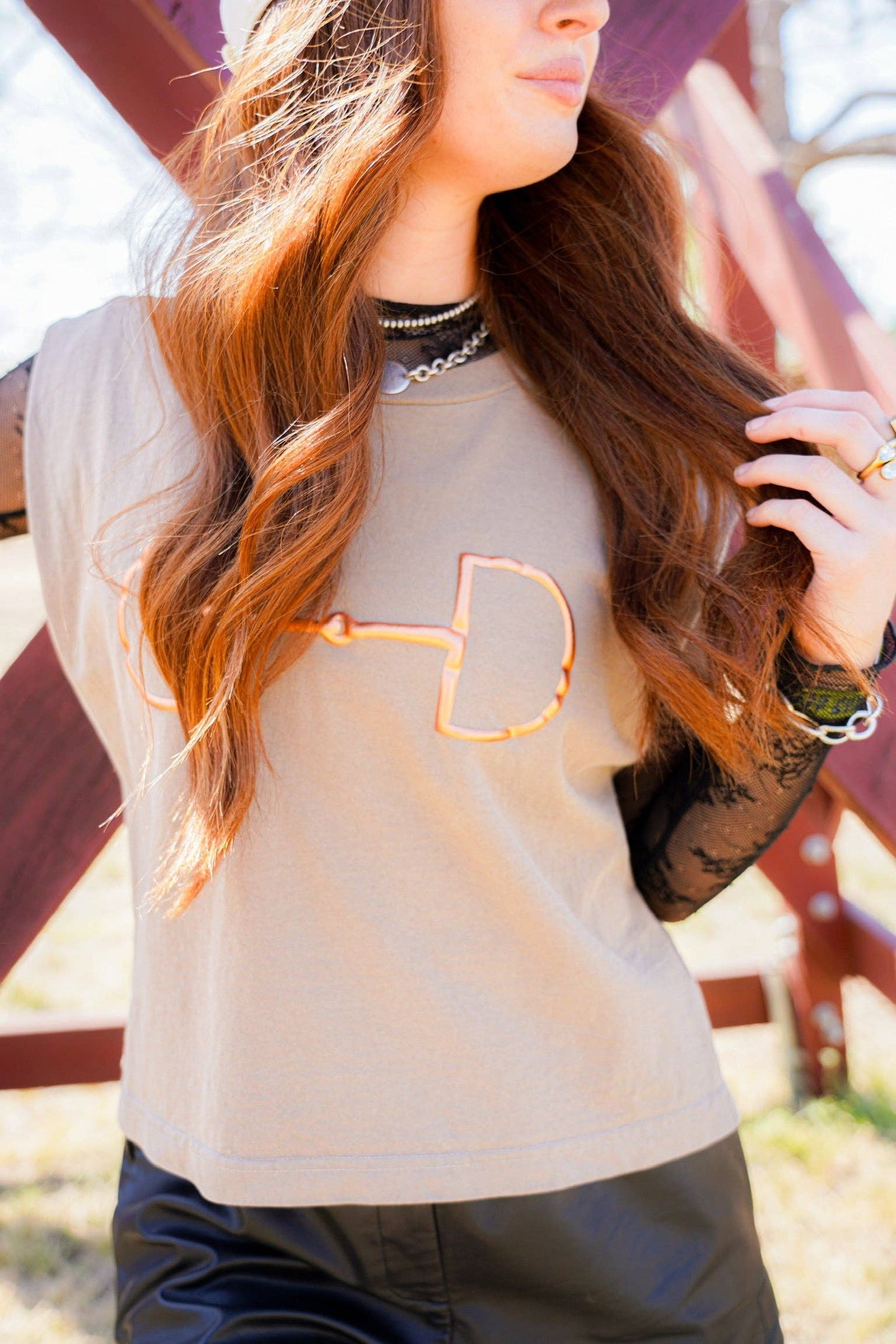 BIT TEE | CREWNECK