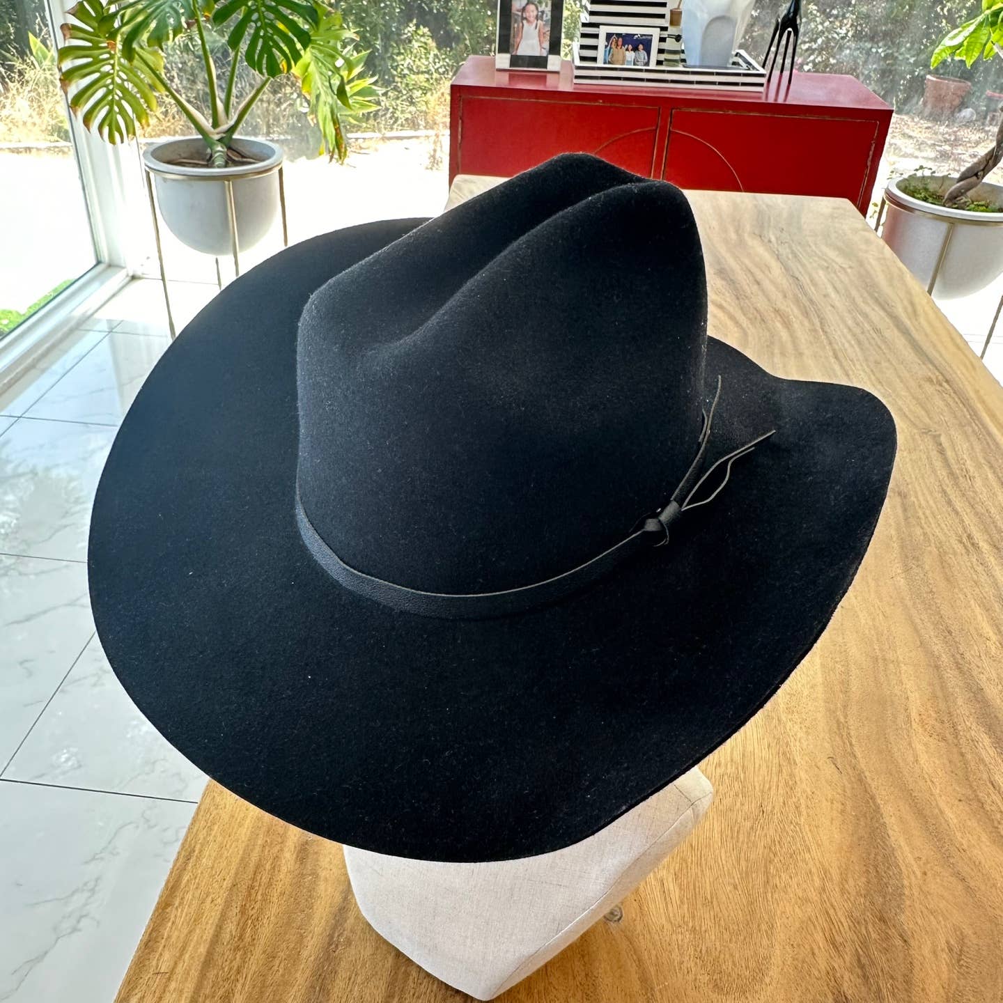 Australian Wool Cattleman Cowboy Hat With Leather Belt